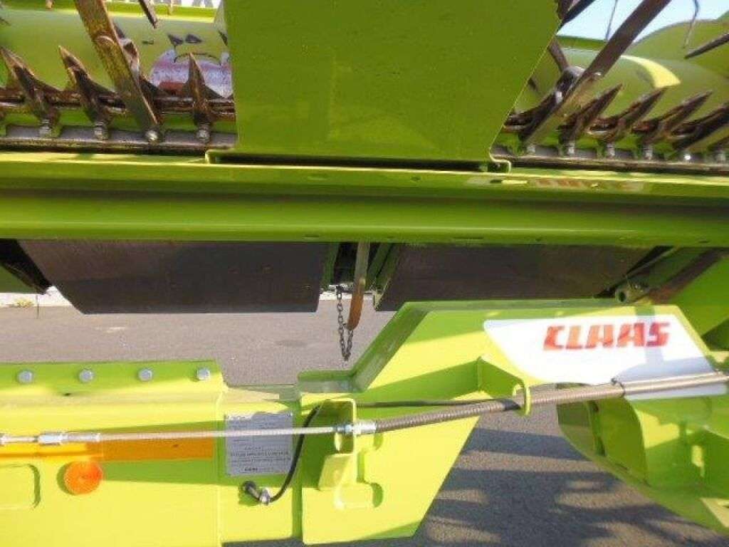 CLAAS Vario 1200 reaper - Photo 17