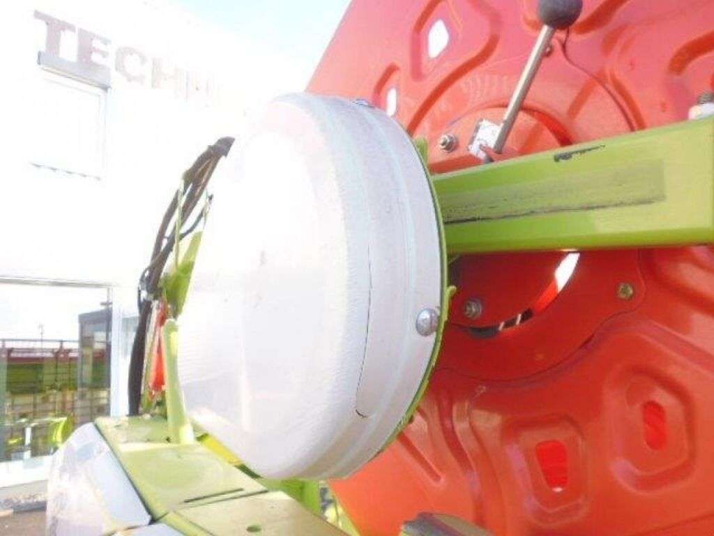 CLAAS Vario 1200 reaper - Photo 6