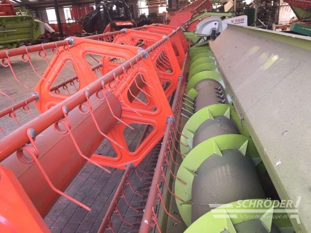 CLAAS V 750 reaper - Photo 5