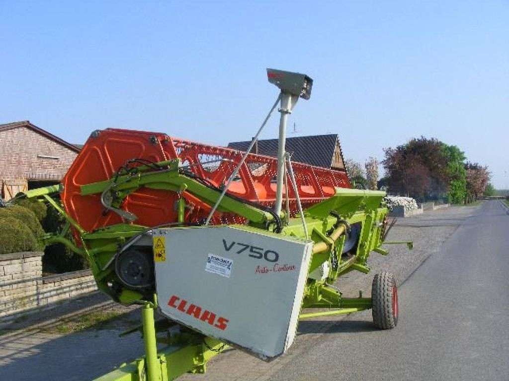 CLAAS V 750 Vario-Schneidwerk reaper - Photo 2