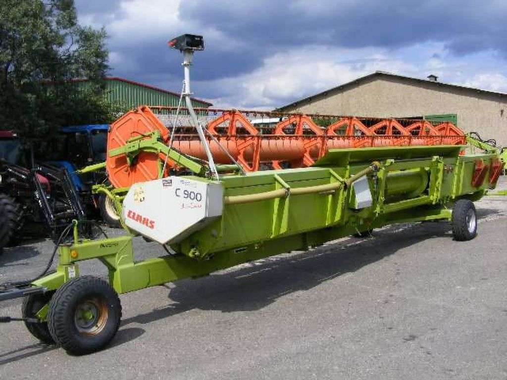 CLAAS C 900 CAC reaper