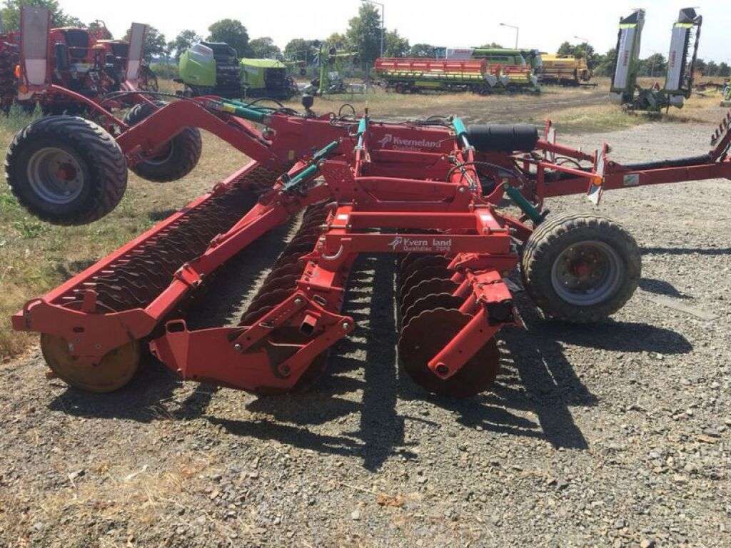 KVERNELAND QUALIDISC 7000 T disk harrow