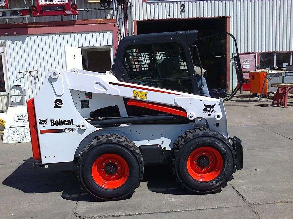 New BOBCAT S630 skid steer