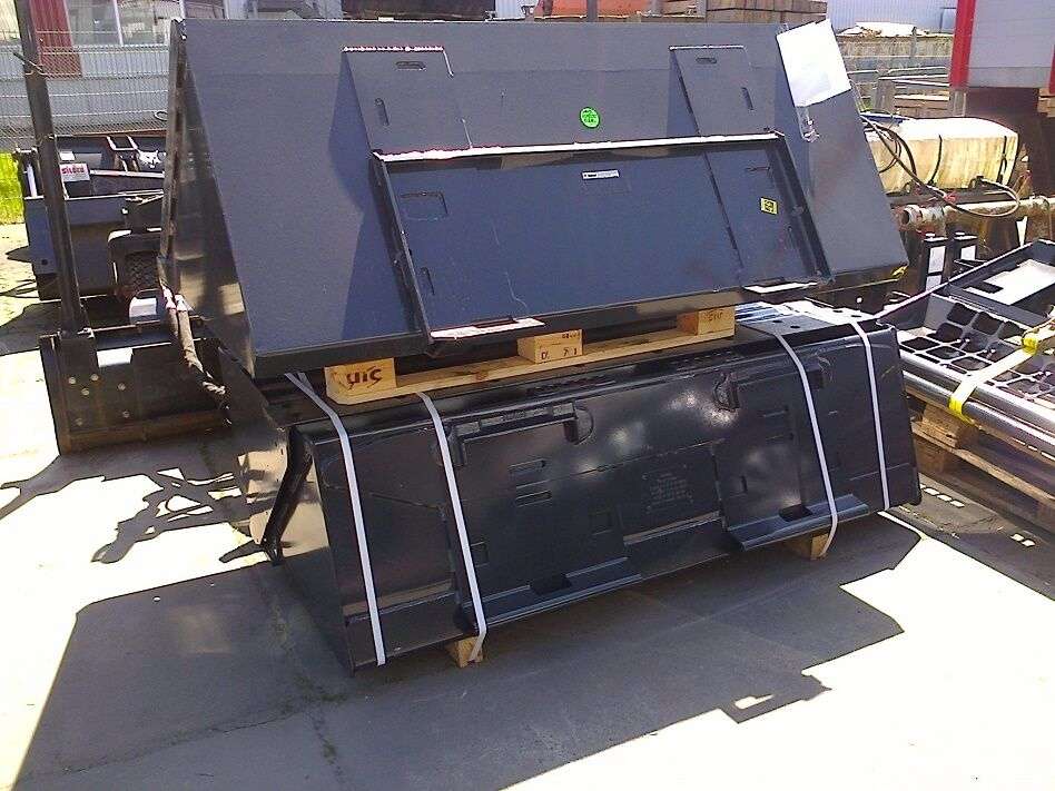 New BOBCAT S630 skid steer - Photo 11