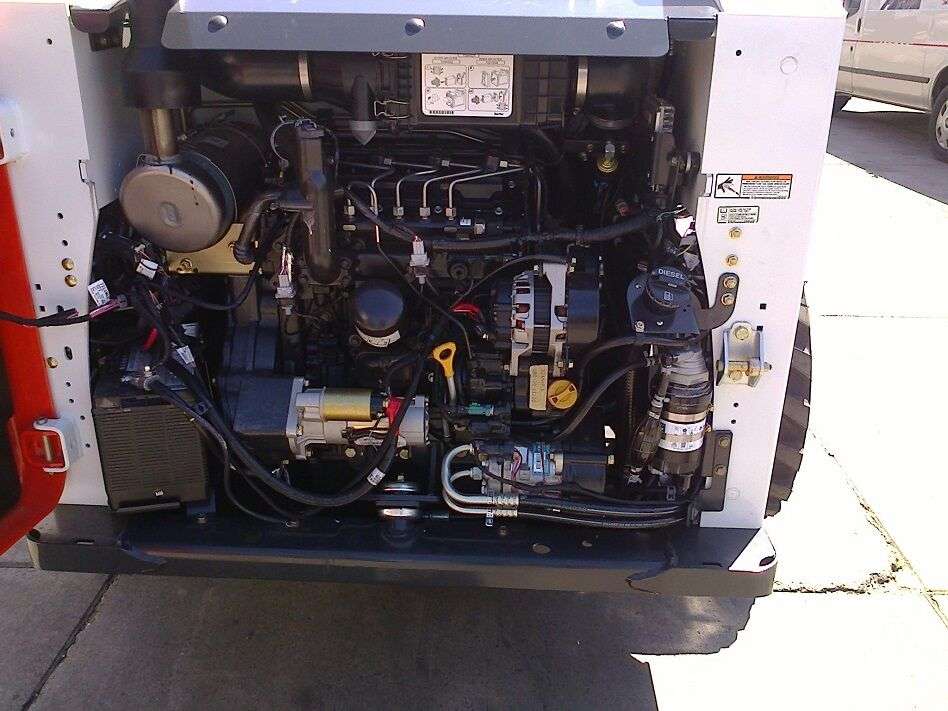 New BOBCAT S630 skid steer - Photo 20