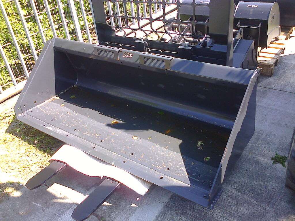 New BOBCAT S630 skid steer - Photo 6