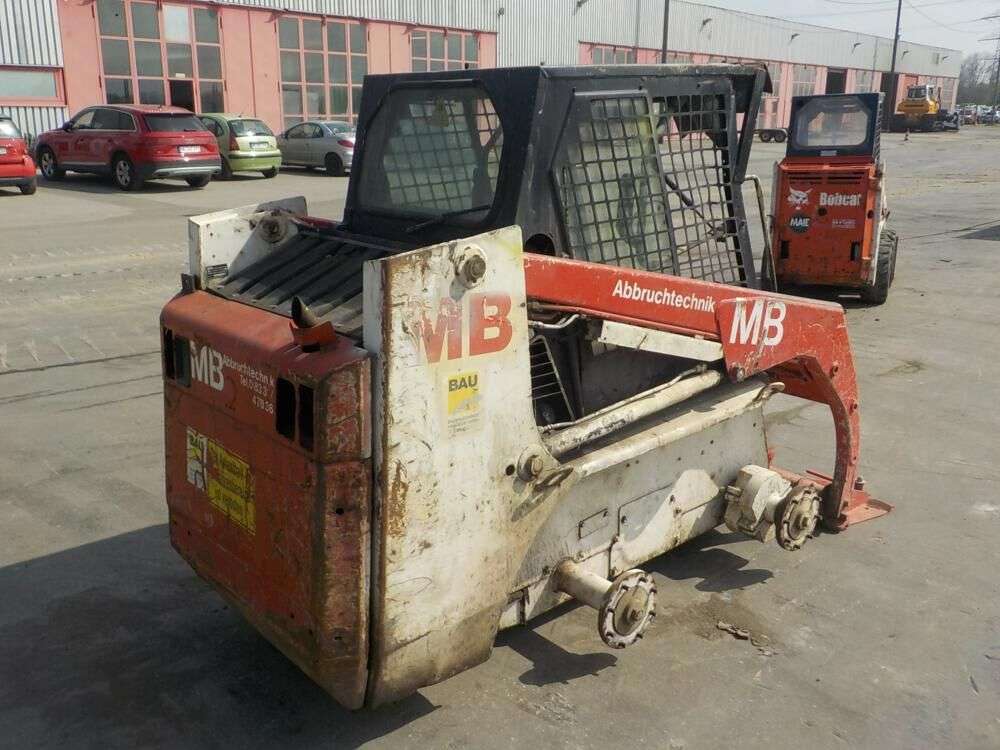 BOBCAT Skidsteer Loader skid steer for sale by auction - Photo 3