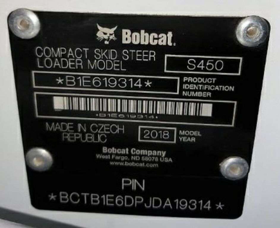 BOBCAT S450 skid steer for sale by auction - Photo 7