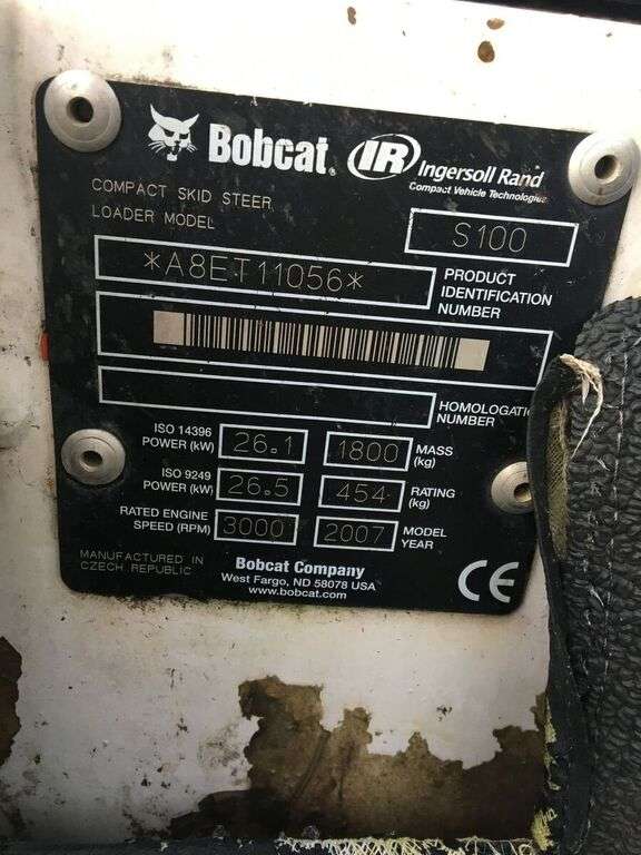 BOBCAT S100 skid steer - Photo 3