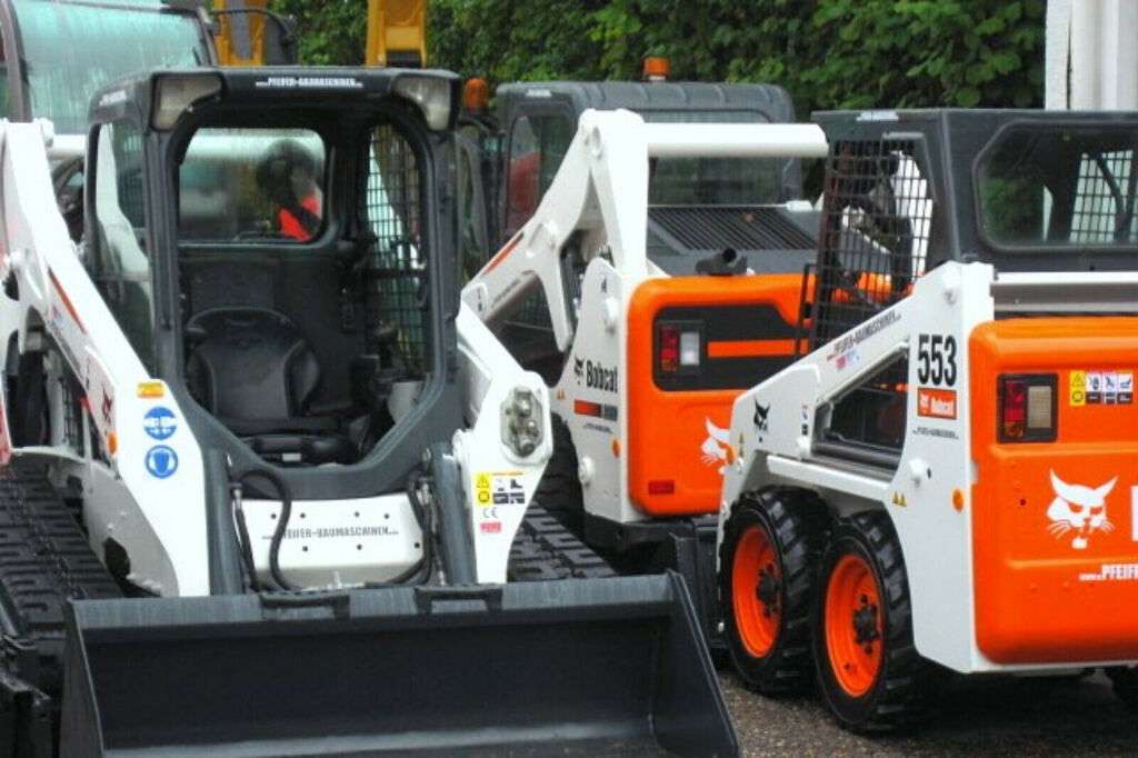 BOBCAT Kompaktlader S 130 - Zusatzhydr. vgl. 753 763 S150 skid steer - Photo 15