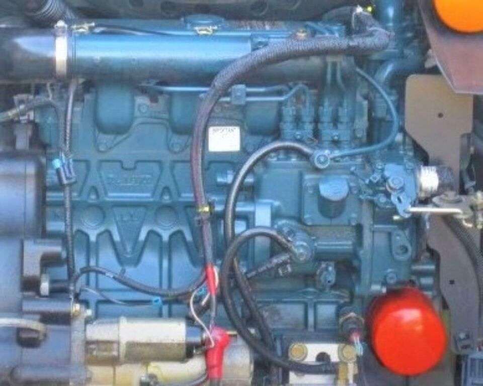 BOBCAT S 175 skid steer - Photo 12