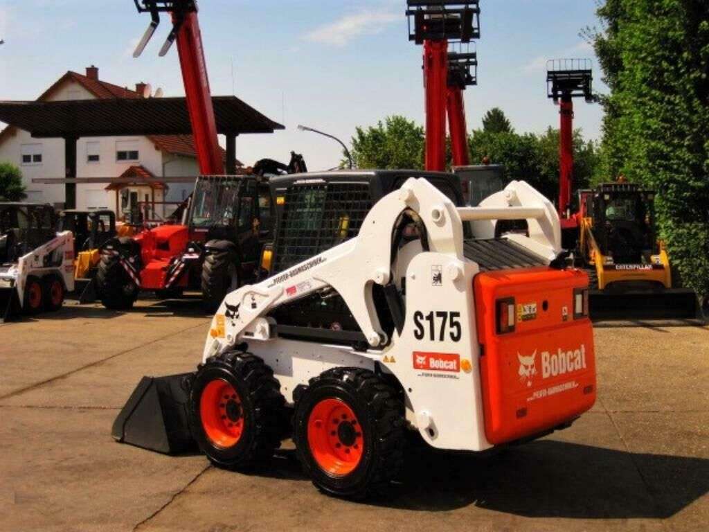 BOBCAT S 175 skid steer - Photo 5