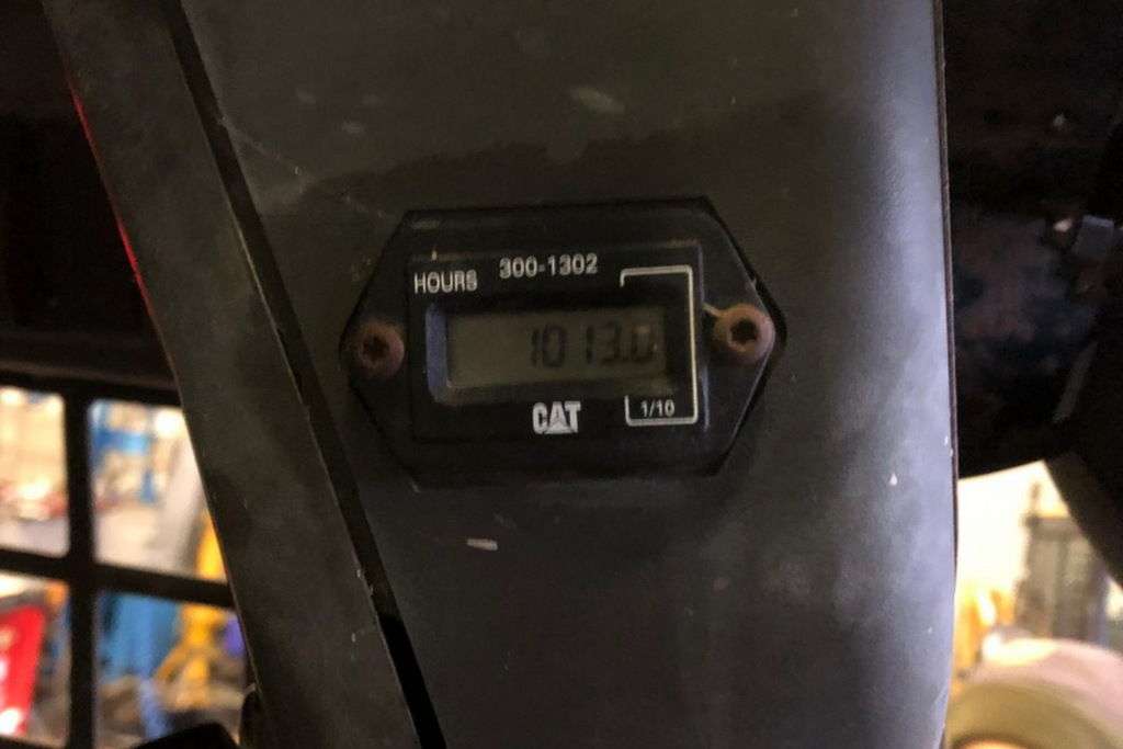 CATERPILLAR 226B skid steer - Photo 5