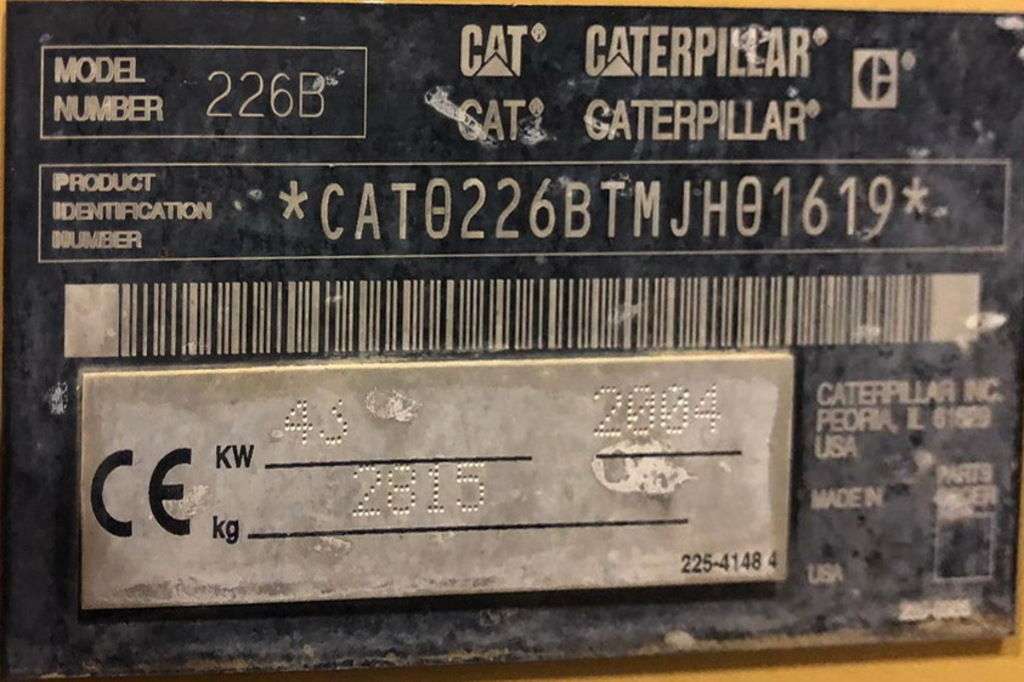 CATERPILLAR 226B skid steer - Photo 6