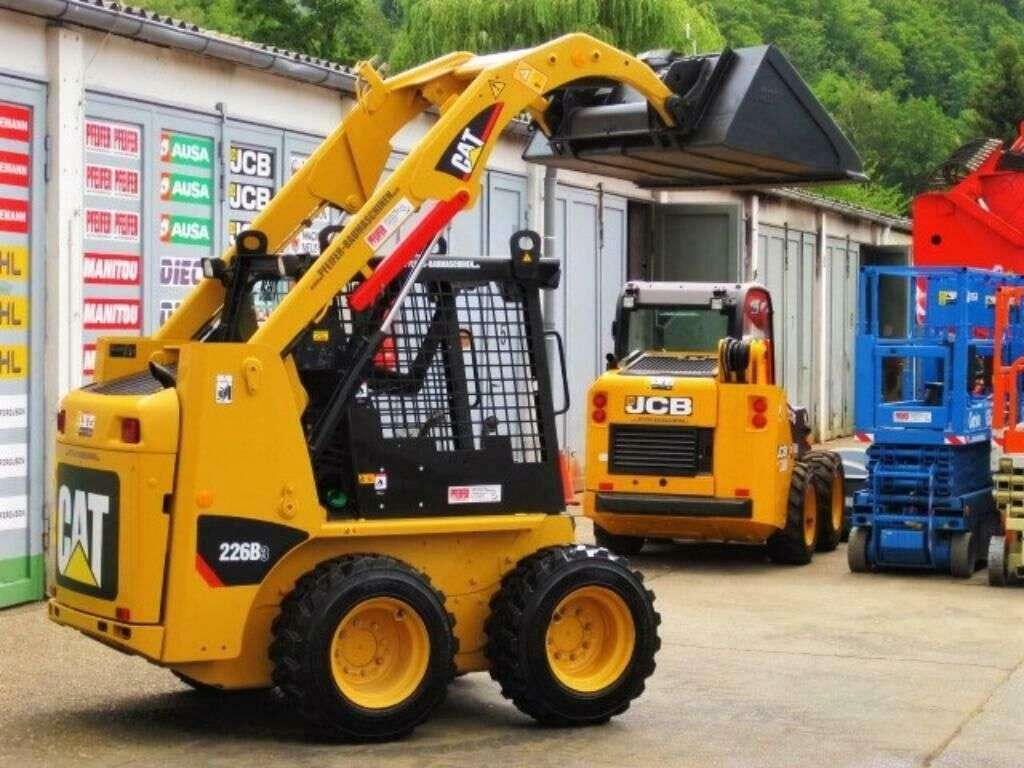 CATERPILLAR 226-B3 Zusatzhydr. vgl. 216 246 skid steer - Photo 3