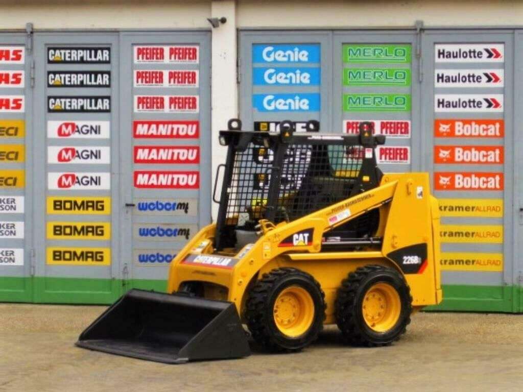 CATERPILLAR 226-B3 Zusatzhydr. vgl. 216 246 skid steer - Photo 4