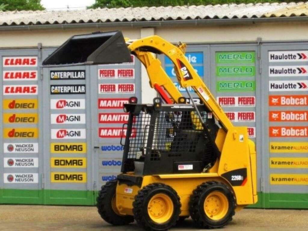 CATERPILLAR 226-B3 Zusatzhydr. vgl. 216 246 skid steer - Photo 7